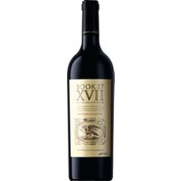 Der De Toren Book 17 aus dem Jahrgang 2022 stammt aus dem Anbaugebiet Stellenbosch in Südafrika. Diese Bordeaux-Cuvée kombiniert Cabernet Franc