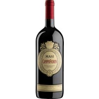 Masi Campofiorin Rosso 2021 präsentiert sich in der Magnumflasche mit Aromen reifer Kirschen und einer dezenten Gewürznote. Die leuchtend rubinrote Farbe unterstreicht die intensive Beerenfrucht am Gaumen