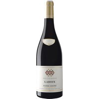 Der 2022er Pierre Andre La Cote de Beaune Ladoix Rouge präsentiert sich mit Aromen von roten Früchten
