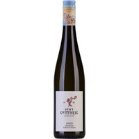 Aus den Weinbergen des Kremstals zeigt der Stift Göttweig Berg Furth Grüner Veltliner 2023 eine ausgeprägte Frische. In der Nase dominieren Aromen von saftigen