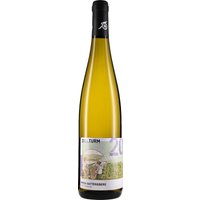 Die extreme Steillage Zollturm zwischen Enkirch und Starkenburg bringt auf quarzithaltigem Schieferboden einen beeindruckend konzentrierten Riesling hervor. Im Bukett verbinden sich intensive Würznoten