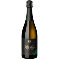 Ein fein perlender Riesling Sekt brut entsteht durch neunmonatige Flaschengärung aus handverlesenen Trauben aus Württemberg. Frische Aromen