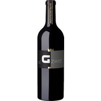 Der Rotwein aus Württemberg präsentiert sich mit einem kraftvollen Auftakt und reifen Aromen dunkler Früchte