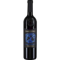 Im Glas präsentiert sich der Masso Antico Negroamaro 2024 in intensivem Rubinrot mit purpurnen Reflexen. Das Bouquet offenbart fruchtige Aromen von reifer Pflaume und schwarzer Johannisbeere. Am Gaumen zeigt er sich vollmundig und samtig