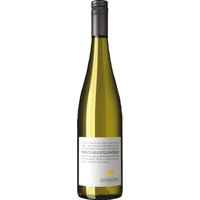 Feine Blütendüfte und frische Zitrusaromen prägen das Bouquet dieses Weißburgunders vom Weingut Dr. Koehler. Die Nase nimmt dezente Noten von Jasmin und grünen Äpfeln wahr