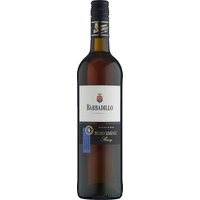 Eine üppige Aromendichte von Malaga-Rosinen und dunklen Früchten prägt diesen Pedro Ximenez Sherry der Bodegas Barbadillo. Noten von Lakritz untermalen die cremige Struktur