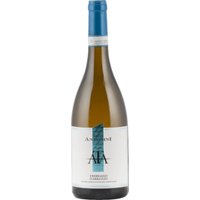 Der Tenuta Antonini Trebbiano d'Abruzzo DOC zeigt sich in blassgelber Farbe. Zarte blumige Anklänge verbinden sich mit Aromen von Himbeeren und Erdbeeren