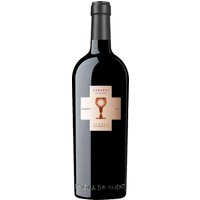 Im Glas präsentiert sich dieser Rotwein aus Apulien mit strahlendem Rubinrot und granatroten Reflexen