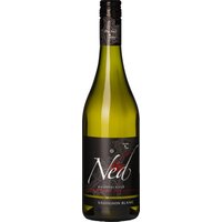 Der The Ned Sauvignon Blanc 2024 von Marisco Vineyards präsentiert sich mit Aromen frischer Kräuter
