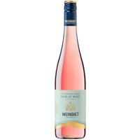 Der Merlot Rosé aus der Pfalz zeichnet sich durch Frische und Klarheit aus und besticht durch lebendige Beeren- und dezente florale Noten. Die Böden aus Kalkstein