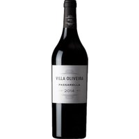Der 2014 Casa da Passarella Villa Oliveira 125 Anos stammt aus der Dão-Region in Portugal und beeindruckt mit einer komplexen Aromatik aus dunklen Beeren