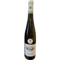 Der 2020 Riesling Kabinett aus der Lage Juffer-Sonnenuhr begeistert durch ein ausdrucksstarkes und elegantes Aromenspiel. In der Nase zeigen sich Noten von weißem Pfirsich