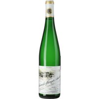 Der 2018 Scharzhofberger Riesling Auslese von Egon Müller offenbart eine vielschichtige Aromatik mit exotischen Fruchtnoten wie Pfirsich