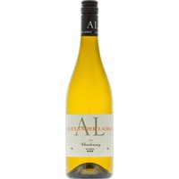 Der Alexander Laible Chardonnay SL 2024 zeigt eine klare Frische und eine intensive Fruchtpalette. Aromen von Mango und Zitrusfrüchten verbinden sich mit feinen Noten von Quitte