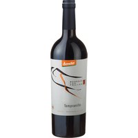 In kräftigem Rot zeigt sich dieser Tempranillo aus Valencia mit ausgeprägter Fruchtigkeit und aromatischer Vielschichtigkeit. Die Nase wird von Aromen wie Kirsche