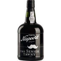 Niepoort The Senior Port Tawny Reserve Port zeigt im Glas ein helles Ziegelrot mit orangenen Reflexen. Am Gaumen entfaltet sich ein samtiges und elegantes Profil