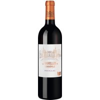 Der Zweitwein von Château Pichon-Longueville ist nach den beiden ikonischen Türmen des Deuxième Grand Cru Classé aus Pauillac benannt. Der Les Tourelles de Longueville aus dem Jahrgang 2016 steht dem Grand Vin des Hauses kaum nach. Im Glas zeigt sich die klassische Bordeaux-Cuvée in einem tiefen Rubinrot und eröffnet mit einer reichhaltigen Nase von dunklen Früchten und Gewürznoten. Am Gaumen vollmundig