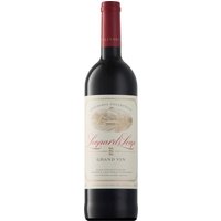 Mit tiefdunkler Farbe und intensiver Ausstrahlung präsentiert sich der Leopard’s Leap Culinaria Grand Vin 2021 als charakterstarker Vertreter im Bordeaux-Stil aus dem Western Cape. Im Duft verbinden sich reife