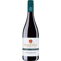 Ein klassischer Spätburgunder aus Oberrotweil zeigt eine rubinrote Farbe und eine deutliche Fruchtnote. Kirschen und Beeren prägen das Aroma