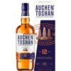 Ein Klassiker! Ein Lieblingswhisky! Und einer der meistverkauften Single Malts aus den Lowlands: Der Auchentoshan 12 Years erfreut sich wegen seines vielschichtigen und milden Aromas hoher Beliebtheit. Er duftet nach Karamell