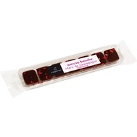 Süße Verführung trifft auf französische Eleganz: Die Marc de Champagne Himbeerpraline aus der Confiserie Coppeneur begeistert mit Zucker