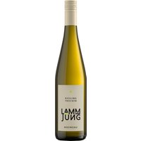 Der Lamm Jung Basis Riesling QbA aus dem Jahrgang 2023 stammt aus der Weinregion Rheingau in Deutschland. Der Wein bezaubert mit einer frischen