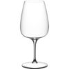 Das Riedel Rotweinglas aus dem Grape Cabernet/Merlot-Set unterstreicht die feinen Nuancen von Rotweinen. Mit seiner anspruchsvollen Formgebung fördert es die Entfaltung komplexer Aromen und betont die charakteristische Struktur der Weine. Das Set