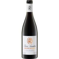 Der Pierre Amadieu Grande Réserve aus dem Jahr 2021 zeigt sich in tief rubinroter Farbe und zeichnet sich durch komplexe Aromen von schwarzen Kirschen