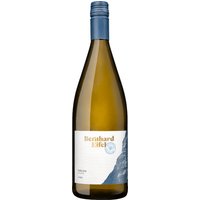Lebendige Frische und feine Leichtigkeit prägen diesen Riesling aus Trittenheim an der Mosel. Grüne Apfelaromen