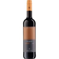 Feine florale Noten und der Duft von Schattenmorellen prägen das Bouquet dieses Portugiesers. Die dezente Frucht wird von einem Hauch Vanille abgerundet